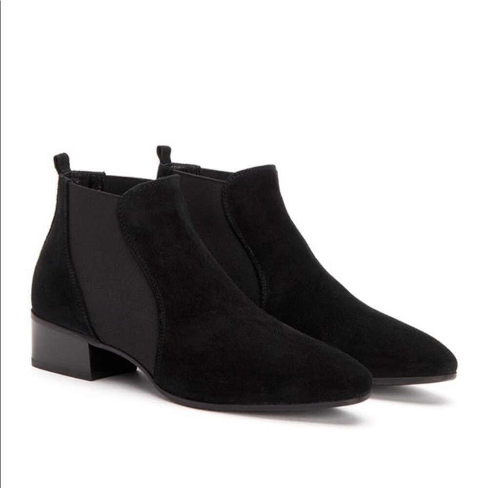NWT Aquatalia Falco Suede Chelsea Boots- WEATHERPROOF